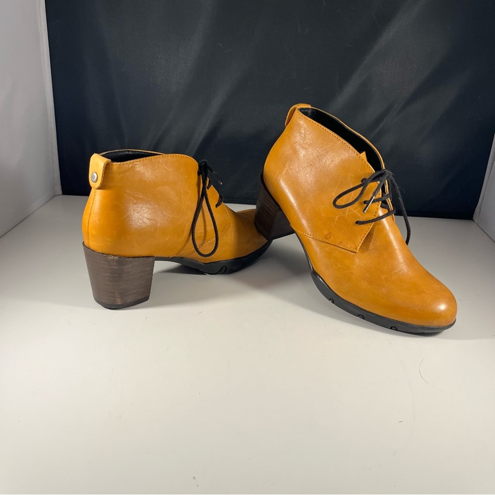 Wolky Womens Tan Bighorn Lace Up Leather Booties- Size 38/US Size 7.5